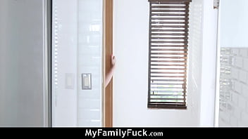 Preview 1 of Hot Sexy Nangi Girls - Stepbrother&#039_s Cock Could Barely Fit in Stepsister&#039_s Mouth - Myfamilyfuck