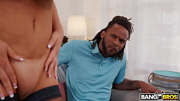 Preview 3 of Veronica Rodriguez Xnxx Videos - Biggest Tits I&#039_ve Ever Seen