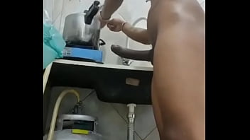 Preview 2 of Giving Dad What He Wants - Na cozinha de Pau Duro