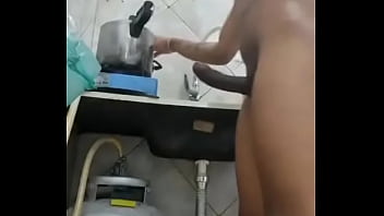 Preview 1 of Giving Dad What He Wants - Na cozinha de Pau Duro