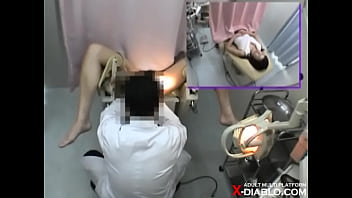 Preview 4 of Mom And Son Lang Sex Videos - 黒髪の美人主婦ヨウコさん（33）　～内診台診察（前半）～ 婦人科診察のすべて　File04-b