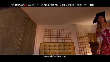 Preview 1 of Poop Bedroom Peeing - Busty Elizabeth Swann Can&#039_t Say No To Captain Sparrow&#039_s Big Cock