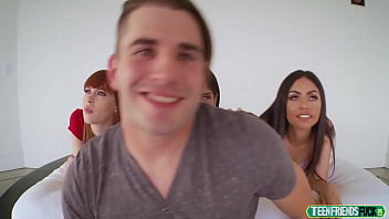 Preview 1 of Bu Nibhrito - Rose Darling,  Katya Rodriguez,  Alexa Nova Gamer Girls Loved Cock