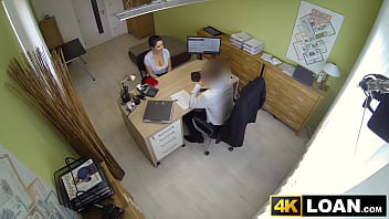 Preview 1 of Mom And Bebe Fastame Trening - Busty babe anallized hard in office