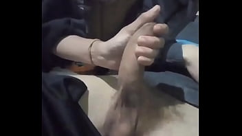 Preview 1 of Sexy Tattoss - Esposinha safada batendo uma pra mim