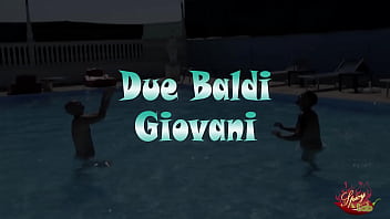 Preview 2 of Mother Tech Her Son Sex - Cuckold: Schizzi di Sborra in Piscina con Mary Rider,  Capitano Eric e Nando Colelli (trailer)