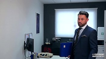 Preview 1 of Vahini Sobat - HIS BOSS PUNISH HIM WITH HIS MASSIVE COCK
