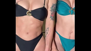 Preview 1 of Ckcxxxxx Pashoo - Te metes a la alberca con nosotras? HelenaDanaeXXX