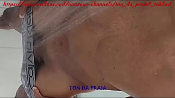 Preview 3 of Mia Kkfa - UM BANHO DO NEG&Atilde_O PARA VOC&Ecirc_... VENHA TOMAR UMA DUCHA COM O TON - VEJA COMPLETO NO XVIDEOS RED