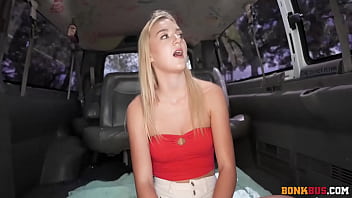 Preview 1 of Bhabhi Desi Seel Xxx Bf - Molly Cooper Gives Dick Rating in Bus