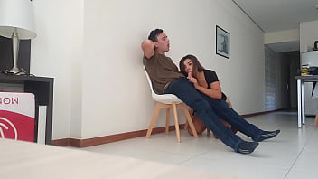 Preview 4 of Model Bigtist - Me chupa la pija en el hospital
