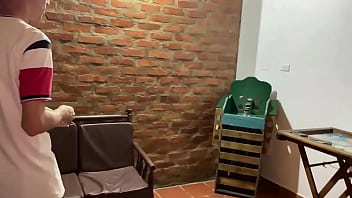 Preview 1 of Dancing Tens - Cachonda reventada masturb&aacute_ndose con almohada por su hermanastra dos veces
