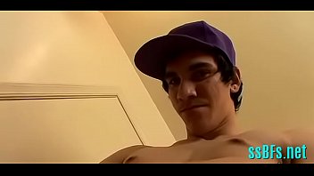 Preview 1 of Sax Vifro Com - Gay guy stand stripped