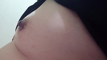Preview 1 of Dog Eat Pics - エロ乳首弄り