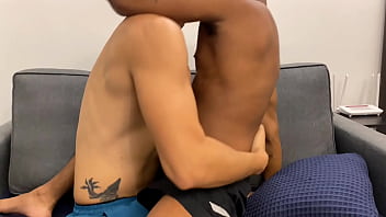 Preview 1 of Brigitta Cocsic - Passivo levando rola e sorrindo de tes&atilde_o - Assista Completo
