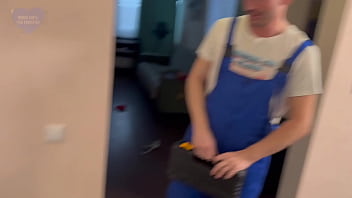 Preview 1 of Sex Xnxx17 - Plumber fucked a cute twink and cummed in his ass