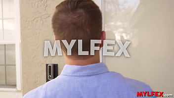 Preview 1 of Lesbische Fiste - Mylfex - Desperate Milf Found a New Man to Fulfill her Anal Needs