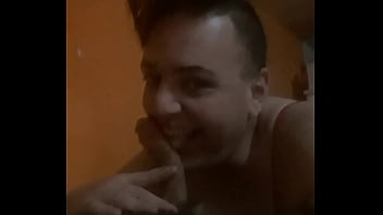 Preview 2 of Son Study Table Mom Fuck - Chupando bombeiro hetero parte 1