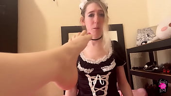Preview 4 of Raghavji Sex - French maid fun part 1: Jenby Doll worships Jessica Bloom&#039_s feet