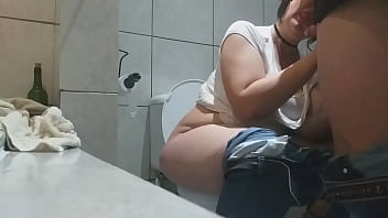 Preview 2 of Hd 4k Milf Tube - This bbw cumslut had such a good time at my houseparty she sucked my cock while pee ing peeing on the toilet