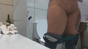 Preview 1 of Hd 4k Milf Tube - This bbw cumslut had such a good time at my houseparty she sucked my cock while pee ing peeing on the toilet