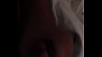 Preview 3 of Exclusive Mom Son Porn - Una buena paja