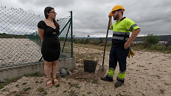 Preview 1 of Son Caught Mother Fuck - Construction worker fucks curious girl and cums inside.
