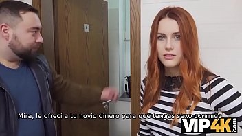 Preview 2 of Toilet Sexvideo - VIP4K. Hunter se folla a una hermosa pelirroja en el ba&ntilde_o p&uacute_blico