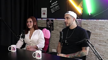 Preview 4 of Breastsucking Sex - Teve umas situa&ccedil_&otilde_es desagrad&aacute_veis,  as quest&otilde_es do cuckold,  como conhecem os homens para transar com sua mulher e o viagra... - Bia Ruyva &amp_ Jack Porpeta (SHEER/RED)
