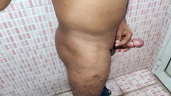 Preview 4 of Arab Keek Dance 2015 - jerking with huge cumshot