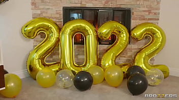 Preview 4 of Tarzan X Competion - Horny For The New Year / Brazzers  / download full from http://zzfull.com/esp