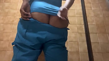 Preview 3 of 40plus Milfs Anal - CAMARA ESCONDIDA EN HOSPITAL CAPTA ENFERMERA CULONA MEANDO