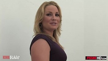 Preview 1 of Com Mi Herboydyita - Flower Tucci drinks his piss and sucks his dick