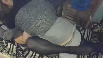 Preview 3 of Tia Bajpai Sex - La puta de mi novia me pide que cogamos de misionero grabamos con el celular