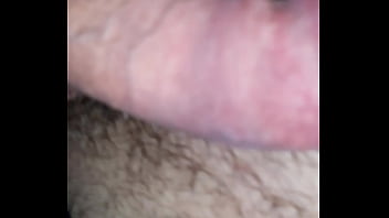 Preview 4 of Animal Sex Grills - Gozando na boca da coroa  safada