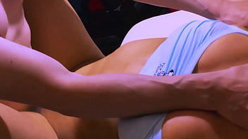 Preview 4 of Teen Stephan - La tierna amiga de mi hermanastra vino a estudiar a mi apartamento y terminamos enredados en la cama juntos.