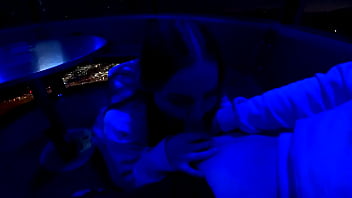 Preview 2 of 17 Years Saxy Vidio - Blowjob in amusement park,  then quick standing fuck just after back home