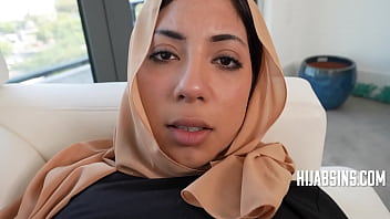 Preview 2 of Classic Vto - American Doc Takes Advantage Of Naive Arab Hijab Girl - Ozzy Sparx