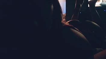 Preview 1 of Pisser Public - Busco chica para divertirme junto a mi novio pene grande
