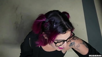 Preview 2 of Mdma Fuorsome - A Very Slutty Chilean Gets Her Big Ass Pounded In A Public Parking Lot And Anal !!!