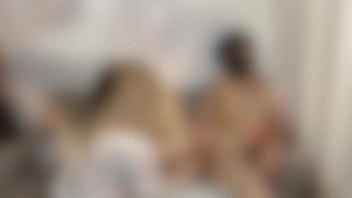 Preview 3 of Bi Group Xxx - M男彼氏の誕生日に一番喜ぶ濃厚手コキをプレゼントねっとりご奉仕からの大量精子をぶっかけ　亀頭責め　ザーメン　射精　アナル　調教　かわいい　素人　カップル　投稿　個人撮影　日本人　えむゆみ