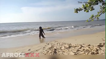 Preview 2 of Stolen Street - Elvieslutty showing her naked ass at the beach