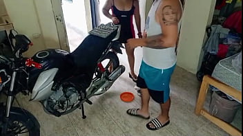 Preview 1 of 1080hd P Story Sexhard - Me dej&oacute_ llena de leche el mecanico