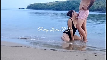 Preview 1 of Siater Footjob - Amateur Public sex in Beach
