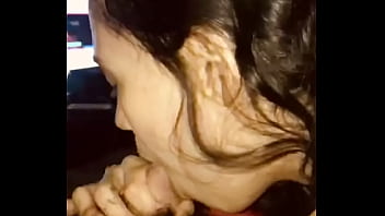 Preview 1 of Dad Fuck Hard Daughtr - Rica chupada a mi esposo