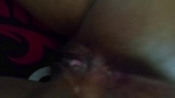 Preview 1 of Blonde Handjob Black - Tod@s culean y la pvta es uno ?