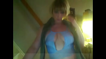 Preview 1 of Hunsika Xxx Video - ellen goos crazy in here new chow and moves