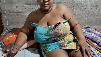 Preview 1 of Little Boy With College Girls - Grande Carga de Cum na cara de minha madrasta