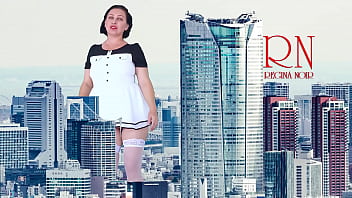 Preview 1 of Hd Xxxxx Chains 2018 - Wow! A giant lady without panties walks around the city. She&#039_s as tall as King Kong! Amazing show of a giantess! 3