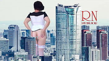 Preview 4 of Hd Xxxxx Chains 2018 - Wow! A giant lady without panties walks around the city. She&#039_s as tall as King Kong! Amazing show of a giantess! 3